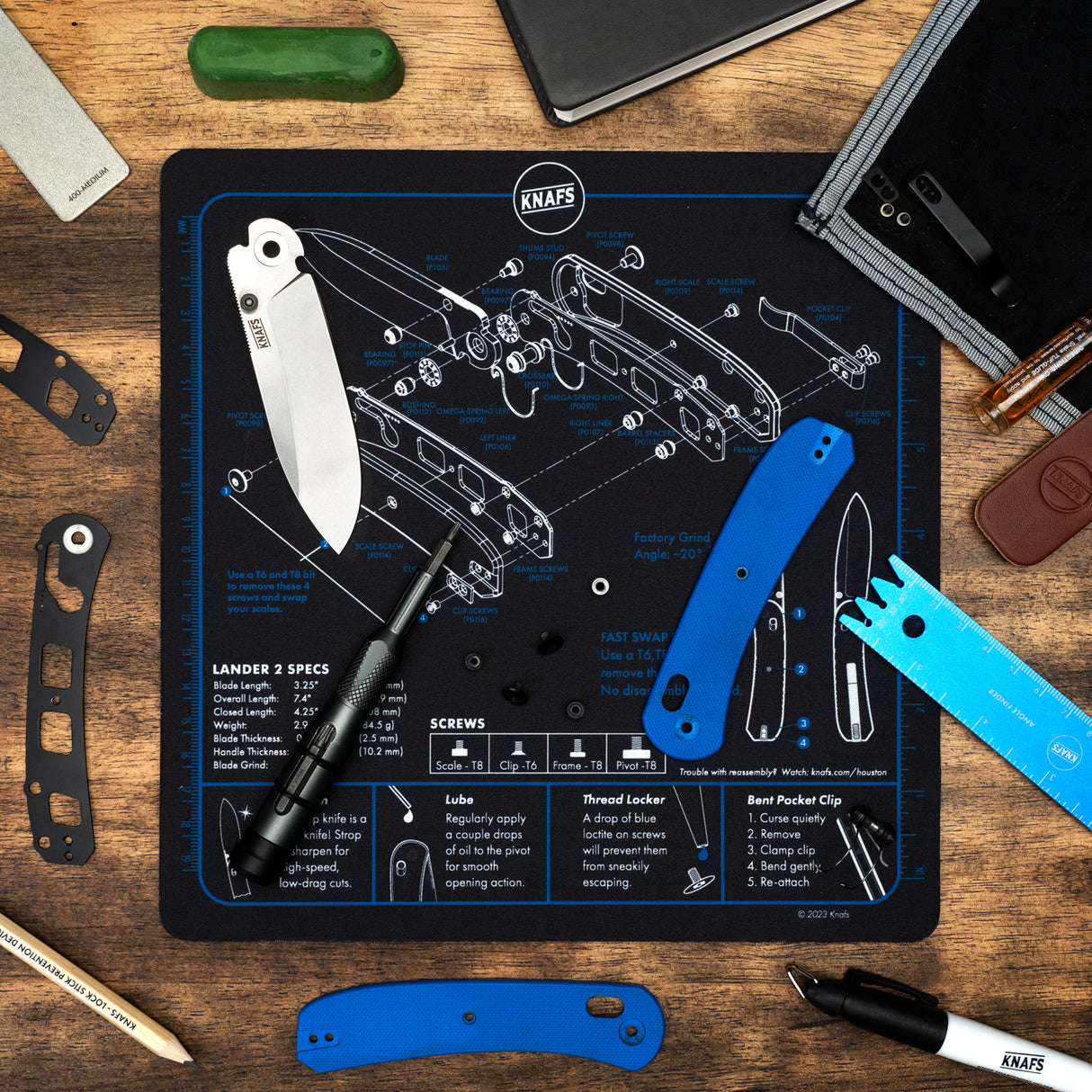 Lander 2 Knife Shop Mat | Mousepad